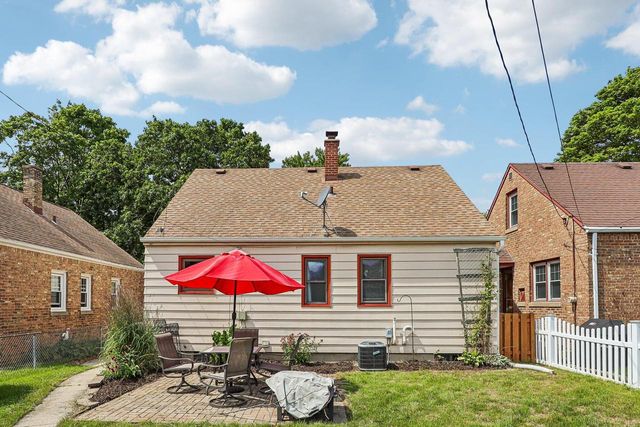 3206 S Griffin AVENUE, Milwaukee, WI 53207