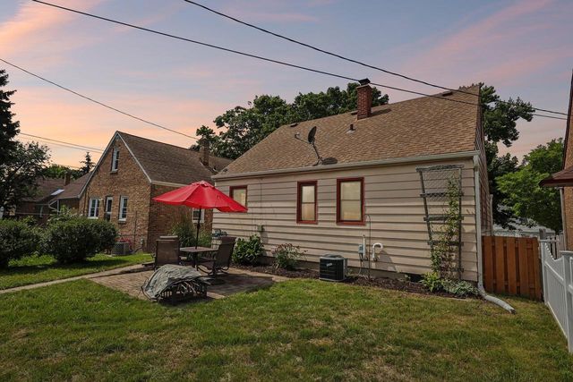 3206 S Griffin AVENUE, Milwaukee, WI 53207