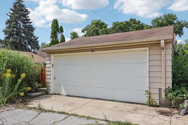 3206 S Griffin AVENUE, Milwaukee, WI 53207