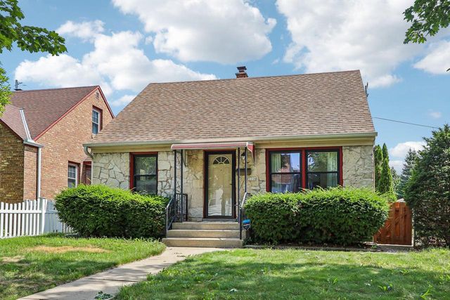 3206 S Griffin AVENUE, Milwaukee, WI 53207