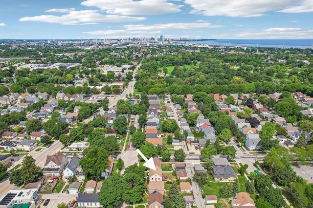 3206 S Griffin AVENUE, Milwaukee, WI 53207