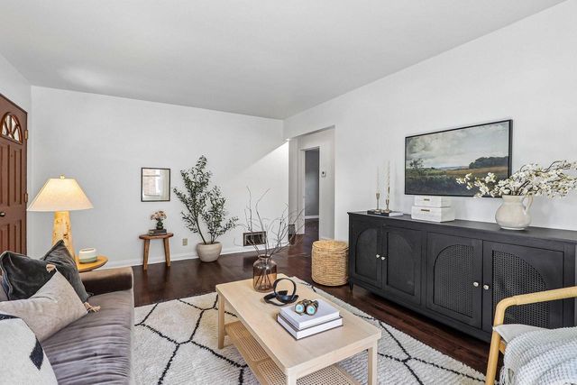 3206 S Griffin AVENUE, Milwaukee, WI 53207