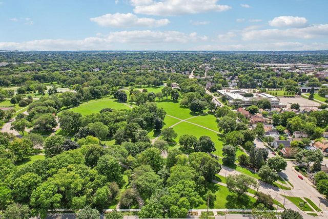 3206 S Griffin AVENUE, Milwaukee, WI 53207