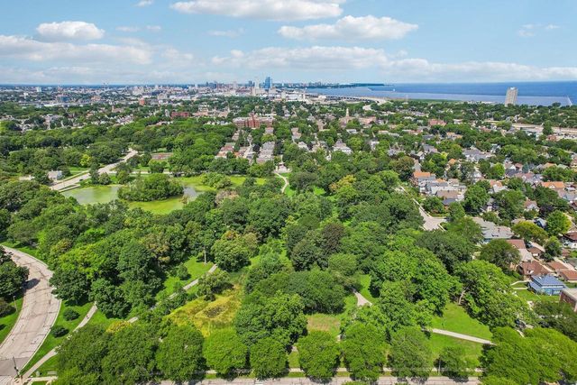 3206 S Griffin AVENUE, Milwaukee, WI 53207