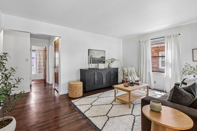 3206 S Griffin AVENUE, Milwaukee, WI 53207