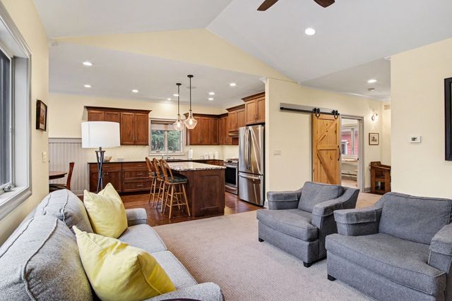 8421 Squires Street NE, Rockford, MI 49341