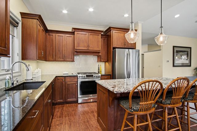8421 Squires Street NE, Rockford, MI 49341