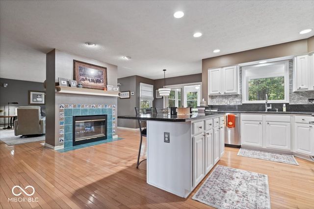 10263 Brixton Lane, Fishers, IN 46037