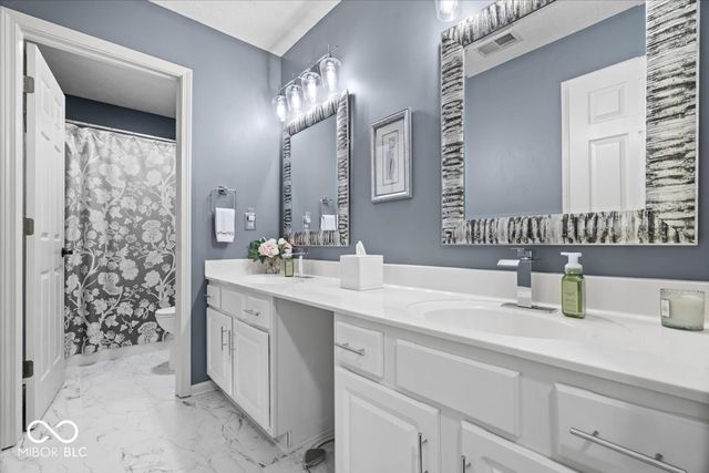10263 Brixton Lane, Fishers, IN 46037