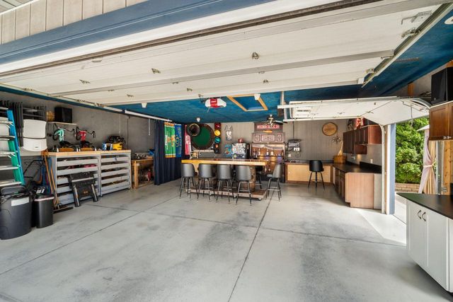 3462 E Cudahy AVENUE, Cudahy, WI 53110