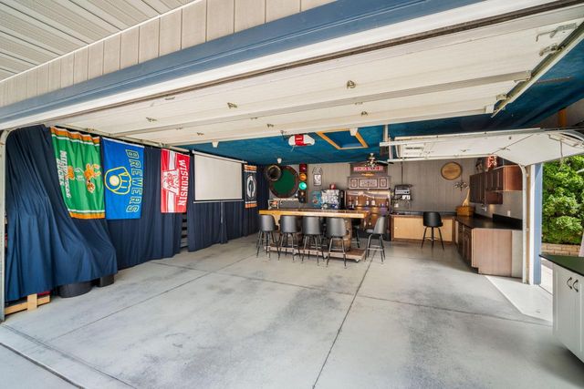 3462 E Cudahy AVENUE, Cudahy, WI 53110