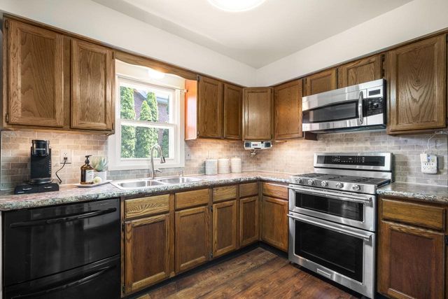 3462 E Cudahy AVENUE, Cudahy, WI 53110