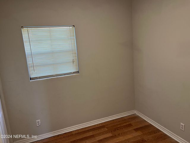 10255 SWARTHMORE Drive, Jacksonville, FL 32218