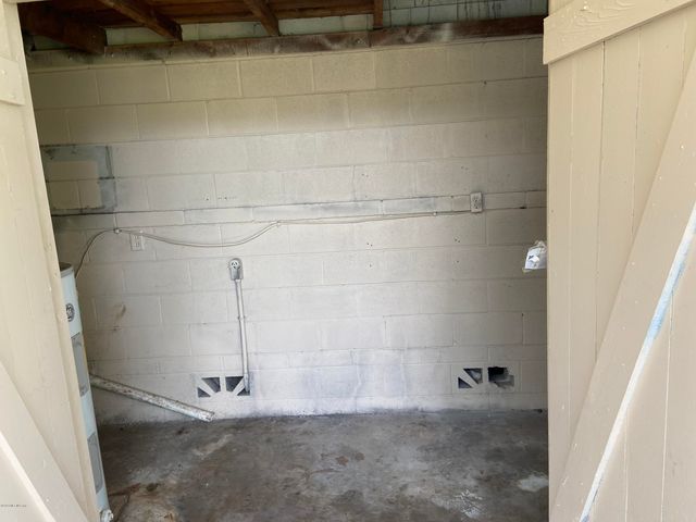 10255 SWARTHMORE Drive, Jacksonville, FL 32218