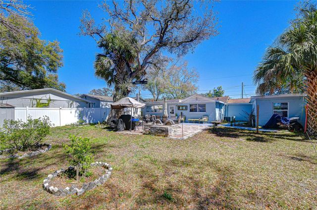 8302 N EDISON AVENUE, Tampa, FL 33604