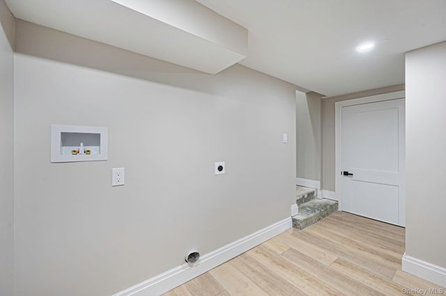 11 Mayfield, Mastic Beach, NY 11951