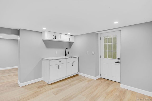 11 Mayfield, Mastic Beach, NY 11951