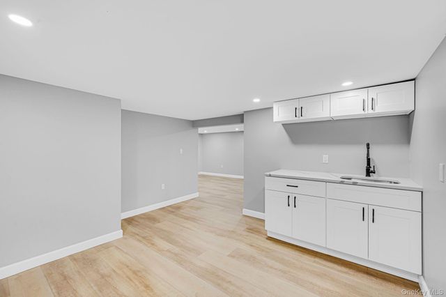 11 Mayfield, Mastic Beach, NY 11951