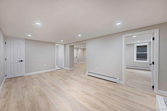 11 Mayfield, Mastic Beach, NY 11951