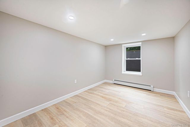 11 Mayfield, Mastic Beach, NY 11951