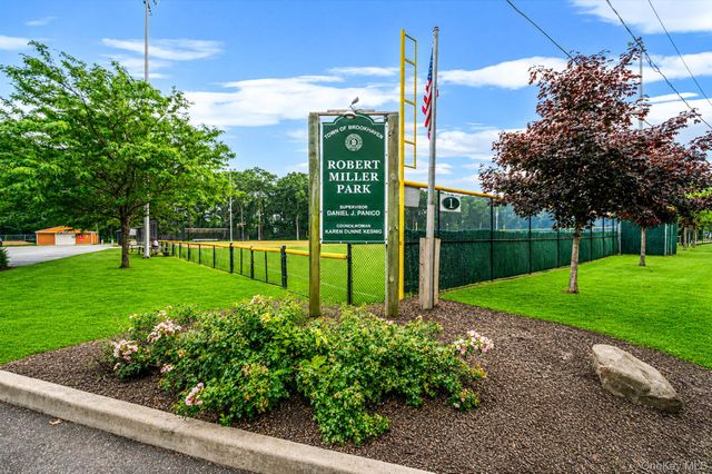 11 Mayfield, Mastic Beach, NY 11951