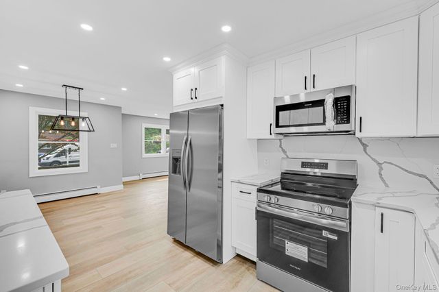 11 Mayfield, Mastic Beach, NY 11951