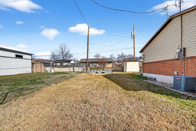 780 W 2250 S, Woods Cross, UT 84087