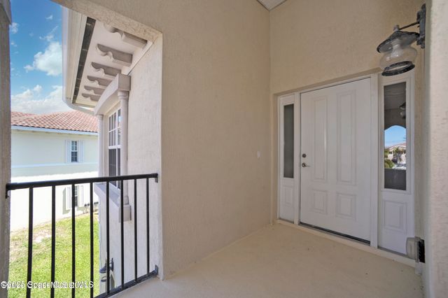 117 Lancha Circle 201, Satellite Beach, FL 32937