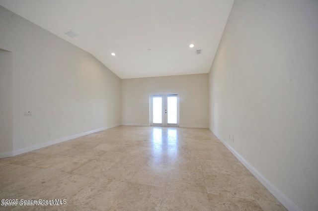 117 Lancha Circle 201, Satellite Beach, FL 32937