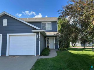 1432 Conifer Pl # 32, Sioux Falls, SD 57107