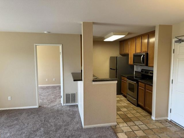 7130 Shoreline Dr 1211, San Diego, CA 92122