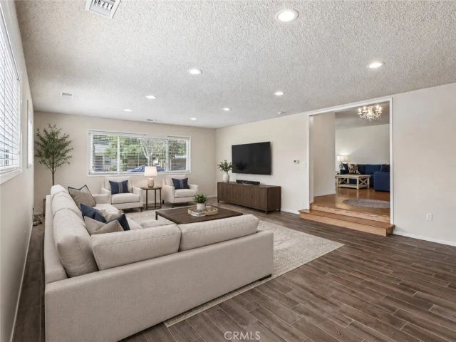 4593 Gardena, Riverside, CA 92506