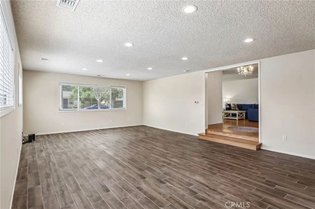 4593 Gardena, Riverside, CA 92506