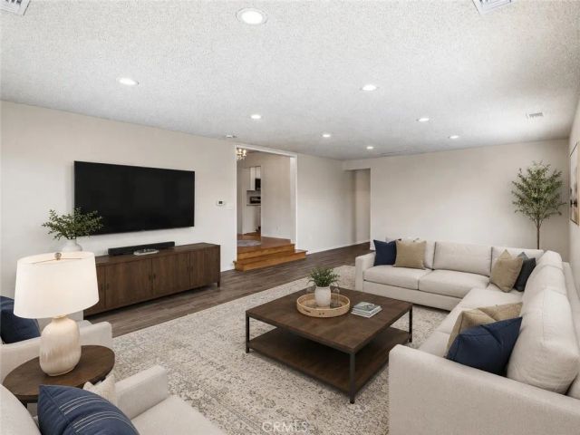 4593 Gardena, Riverside, CA 92506
