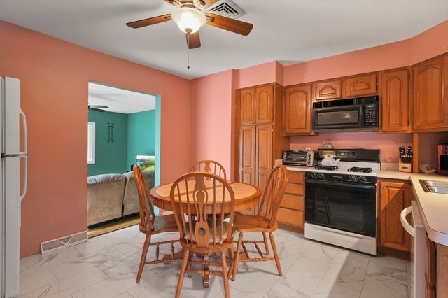 2 Hingham Road, Worcester, MA 01606