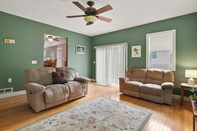 2 Hingham Road, Worcester, MA 01606