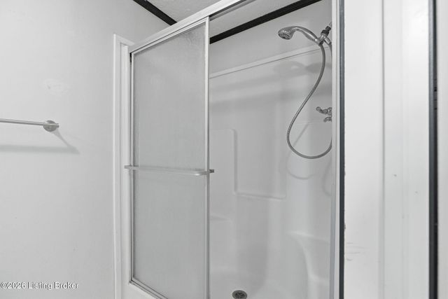 320 Johnnie Pack Rd, Brandenburg, KY 40108