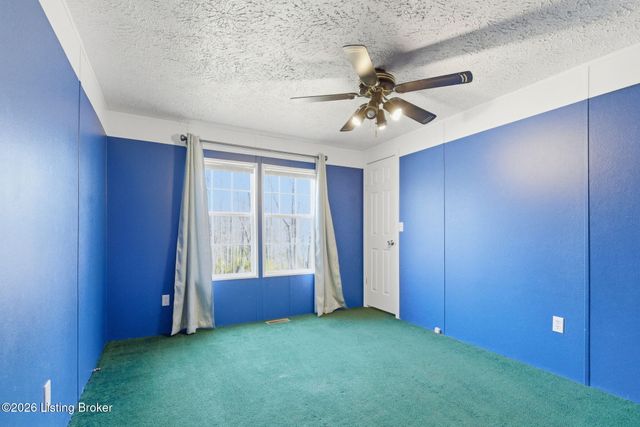 320 Johnnie Pack Rd, Brandenburg, KY 40108