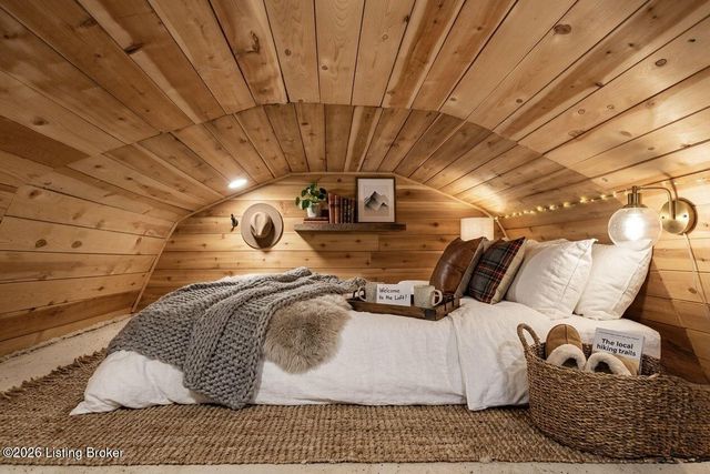 320 Johnnie Pack Rd, Brandenburg, KY 40108