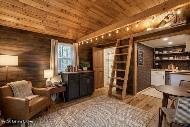 320 Johnnie Pack Rd, Brandenburg, KY 40108