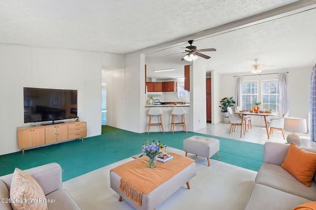 320 Johnnie Pack Rd, Brandenburg, KY 40108