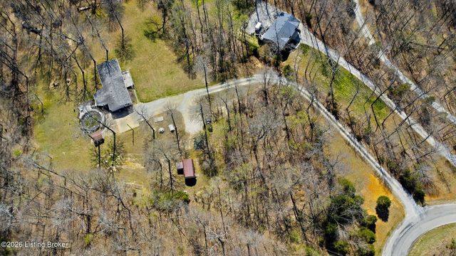 320 Johnnie Pack Rd, Brandenburg, KY 40108