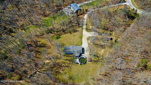 320 Johnnie Pack Rd, Brandenburg, KY 40108