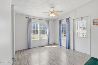 320 Johnnie Pack Rd, Brandenburg, KY 40108