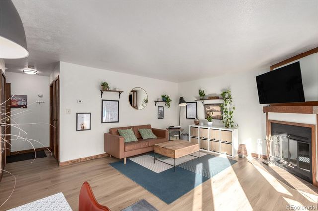 704 N Pearl Street 210, Denver, CO 80203