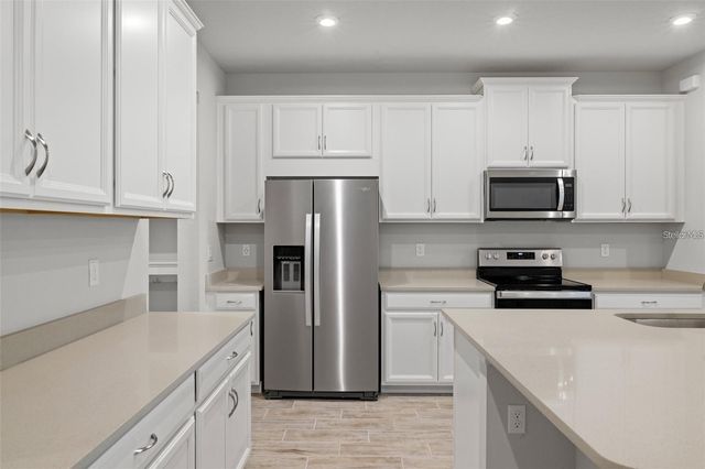 2326 SUMMERLIT STREET, Lutz, FL 33559