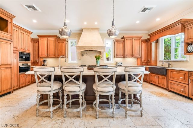 9302 Canyon Classic Drive, Las Vegas, NV 89144