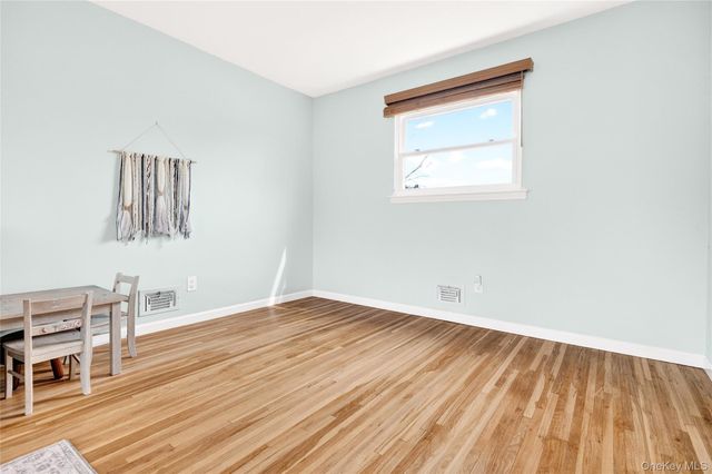 959 Hartsdale Road, White Plains, NY 10607