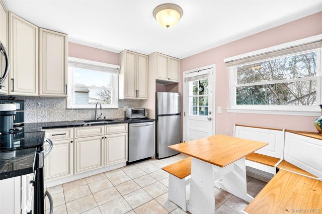 959 Hartsdale Road, White Plains, NY 10607