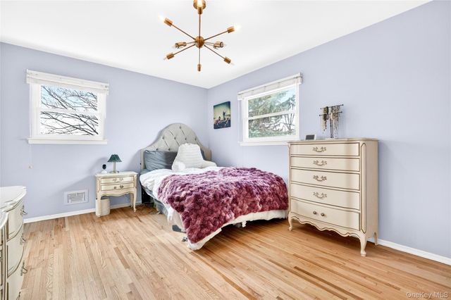 959 Hartsdale Road, White Plains, NY 10607